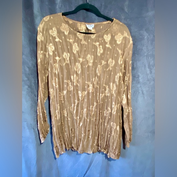 CLIO MEDIUM - Picture 3 of 4